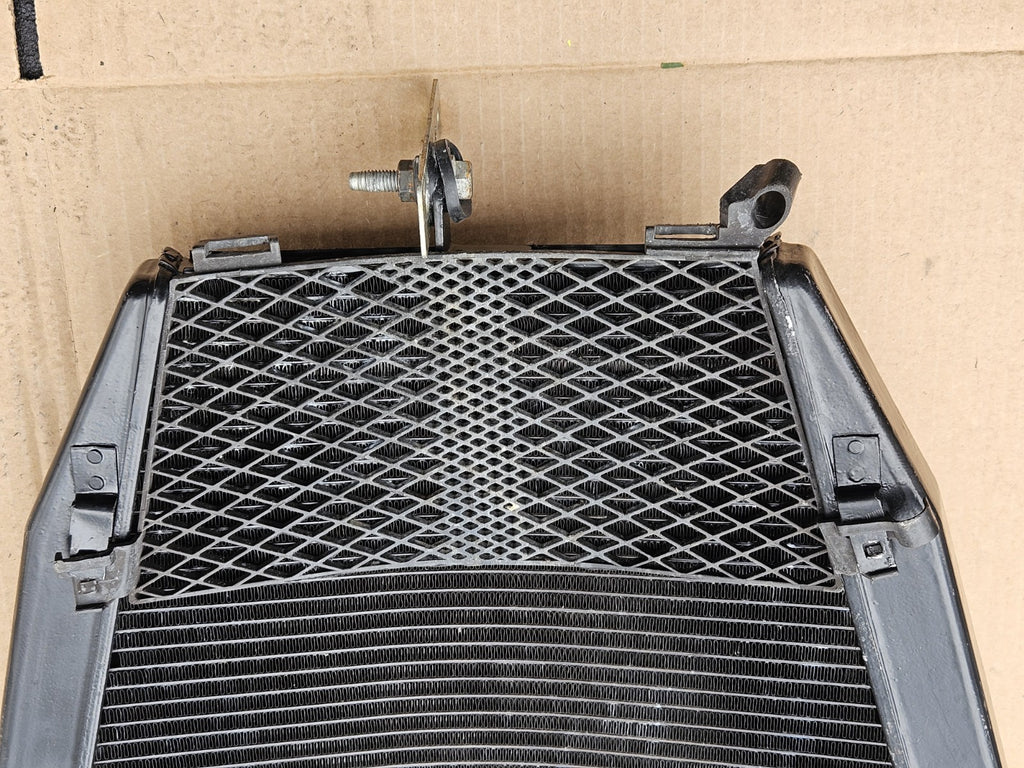 06-07 Honda CBR1000RR OEM Aluminum Radiator Cooling System Engine Motor Cooling