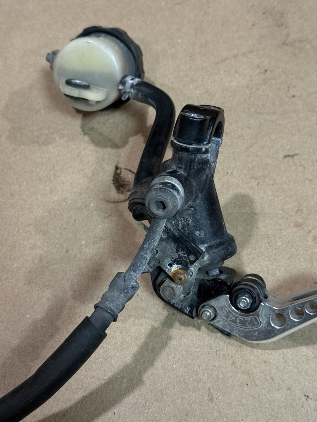 08-16 Yamaha YZF-R6 OEM Front Brake Calipers & Brembo Master Cylinder 2008-2016