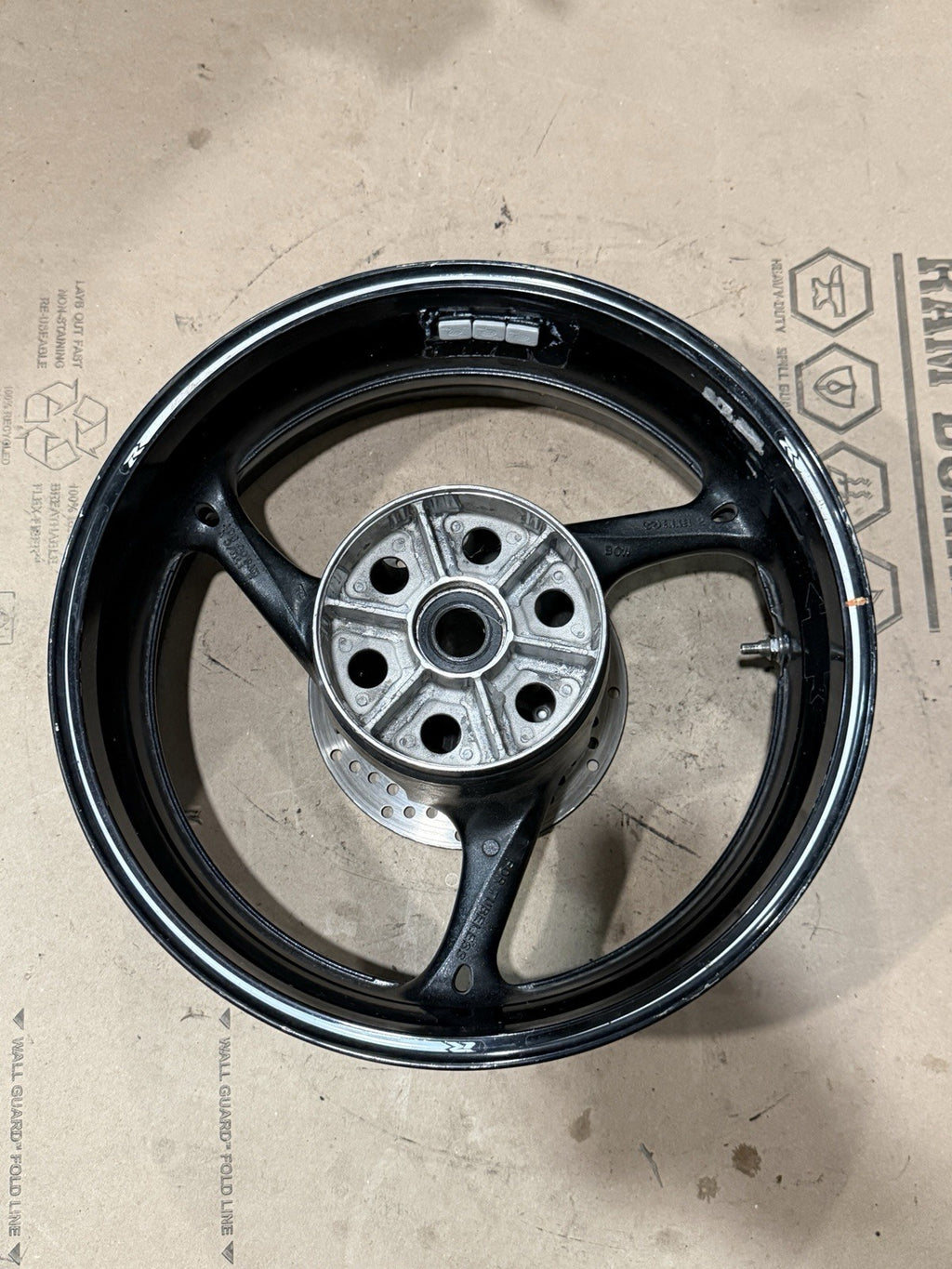 09-16 Suzuki GSXR1000 OEM Rear Wheel Rim Hub Sprocket Rotor Assembly Black