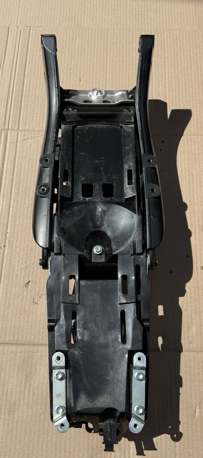 06-07 Suzuki GSXR600 GSXR750 GSX-R OEM Rear Subframe Sub Frame Back Tail K6 K73