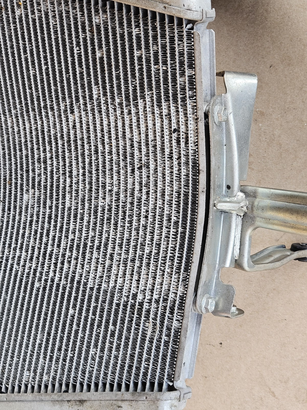 2012-2016 Suzuki GSXR1000 OEM Radiator Cooling Overflow Tank Fan System
