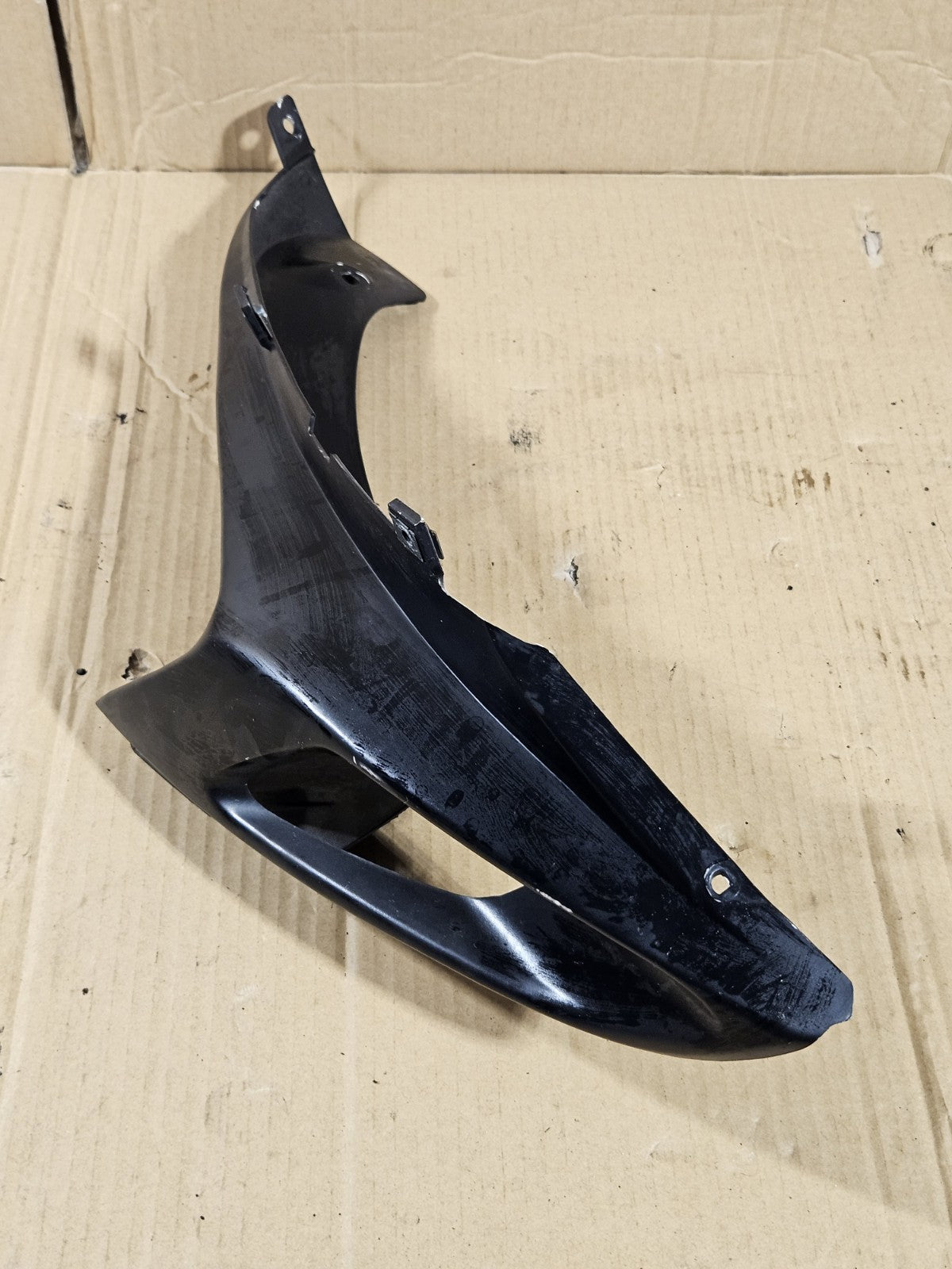 2006 2007 Suzuki GSXR600 Right Air Intake Duct OEM 9442001H00 Genuine Tube4