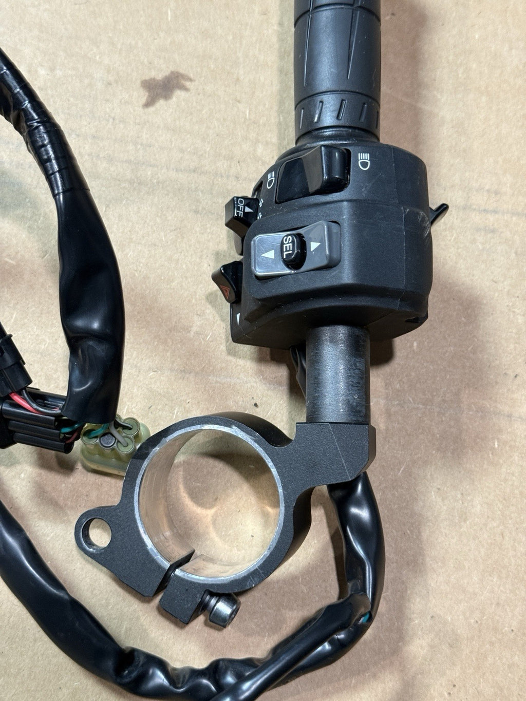 19-23 Kawasaki Ninja ZX6R 636 OEM Left Clip On Handlebar Switchgear 46003-06008