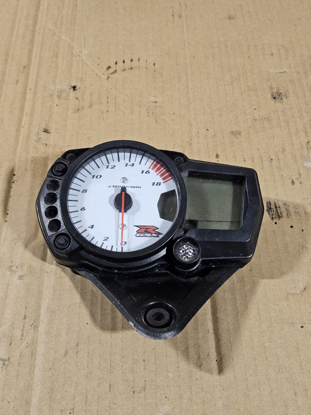 2006 Suzuki GSXR600 Instrument Cluster OEM 3412001H20 Genuine Gauges Speedo Tach14