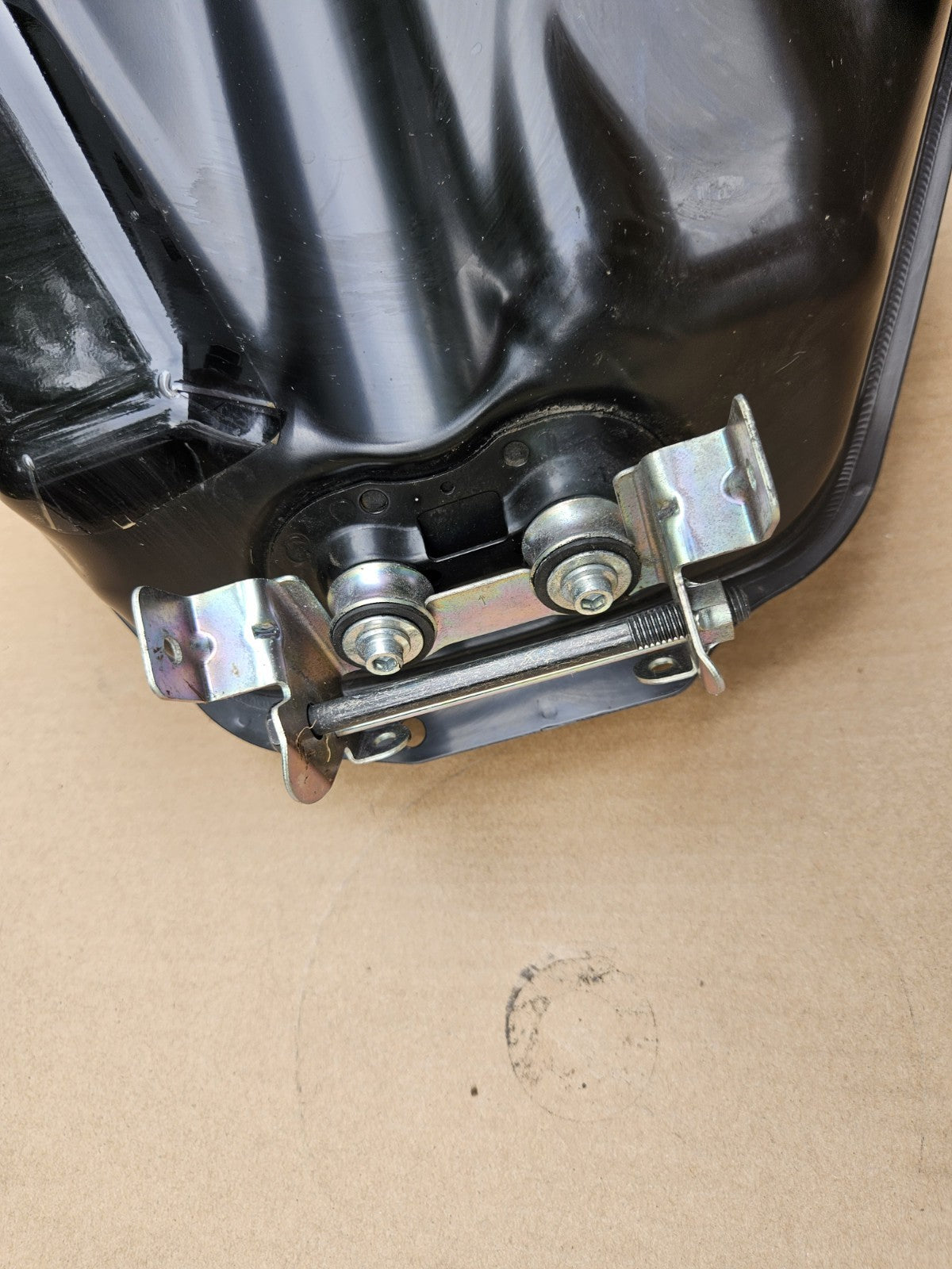 2022-2025 Yamaha YZF-R7 R7 OEM Gas Fuel Tank Petrol Reservoir BEB-24110-00-008