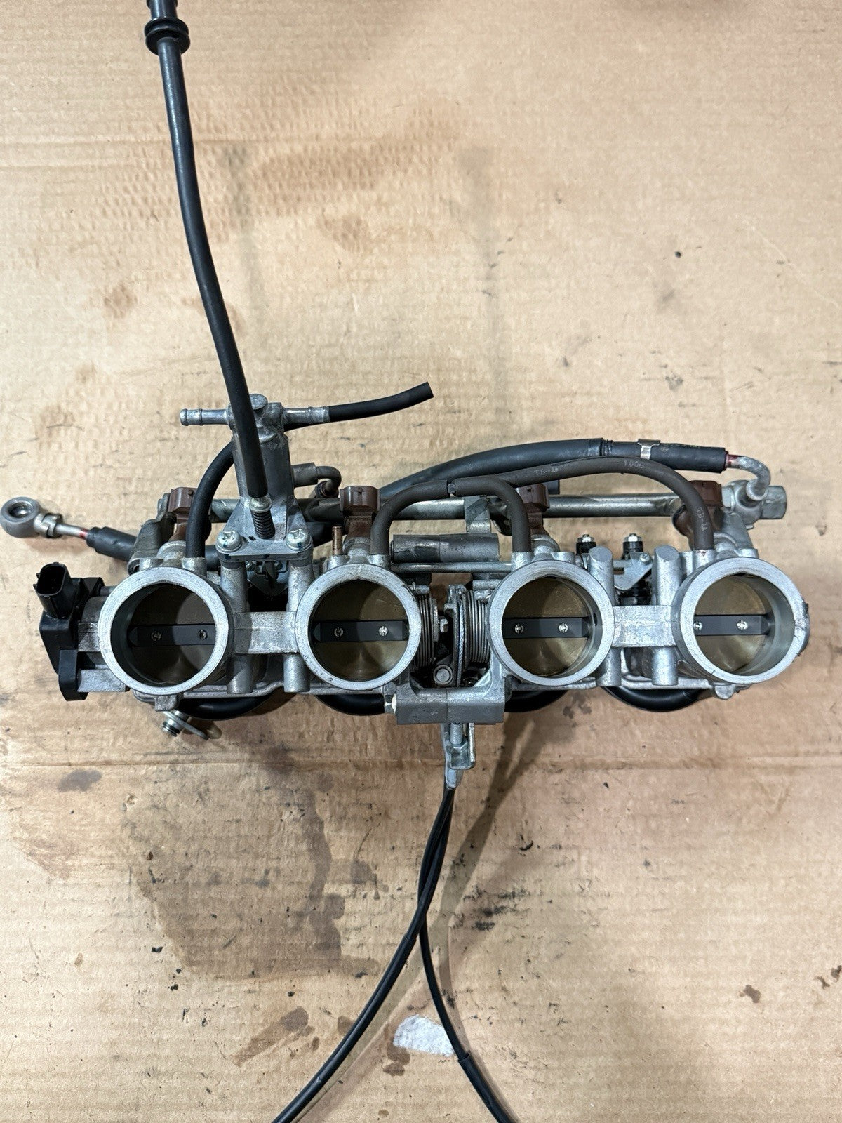 2006 2007 CBR1000RR Cbr 1000 1000RR Throttle Bodies Fuel Injection Injectors Set