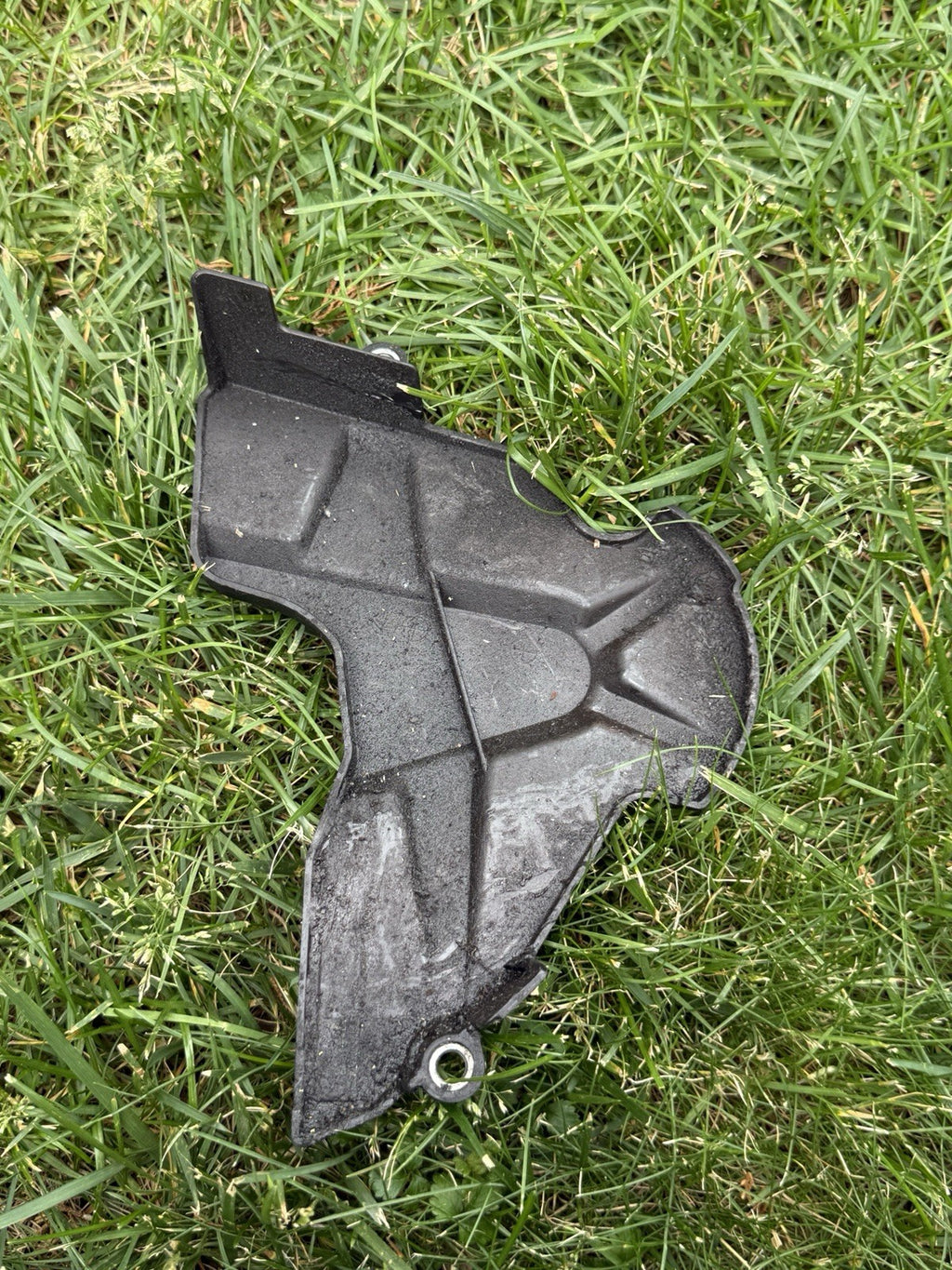2017-2025 Suzuki GSXR1000 GSXR1000R OEM Front Sprocket Chain Cover Guard Engine1