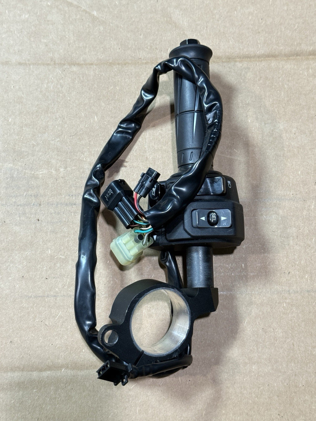 19-23 Kawasaki Ninja ZX6R 636 OEM Left Clip On Handlebar Switchgear 46003-06005