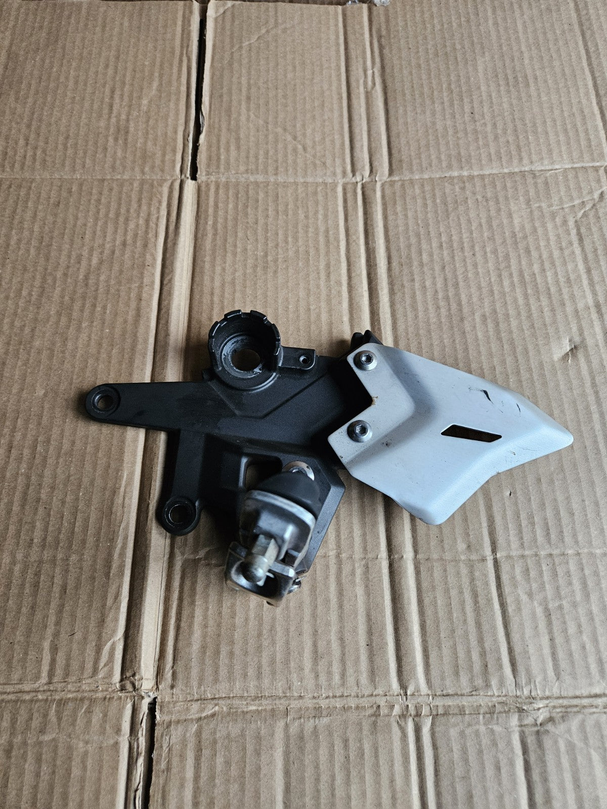 17-19 KAWASAKI NINJA EX650 Z650 LEFT REARSET REAR SET FOOT PEG SHIFTER OEM1