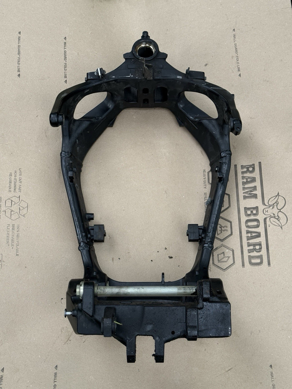 2017 17-25 SUZUKI GSXR1000R GSXR1000 OEM MAIN FRAME CHASSIS *CLEAN VA4