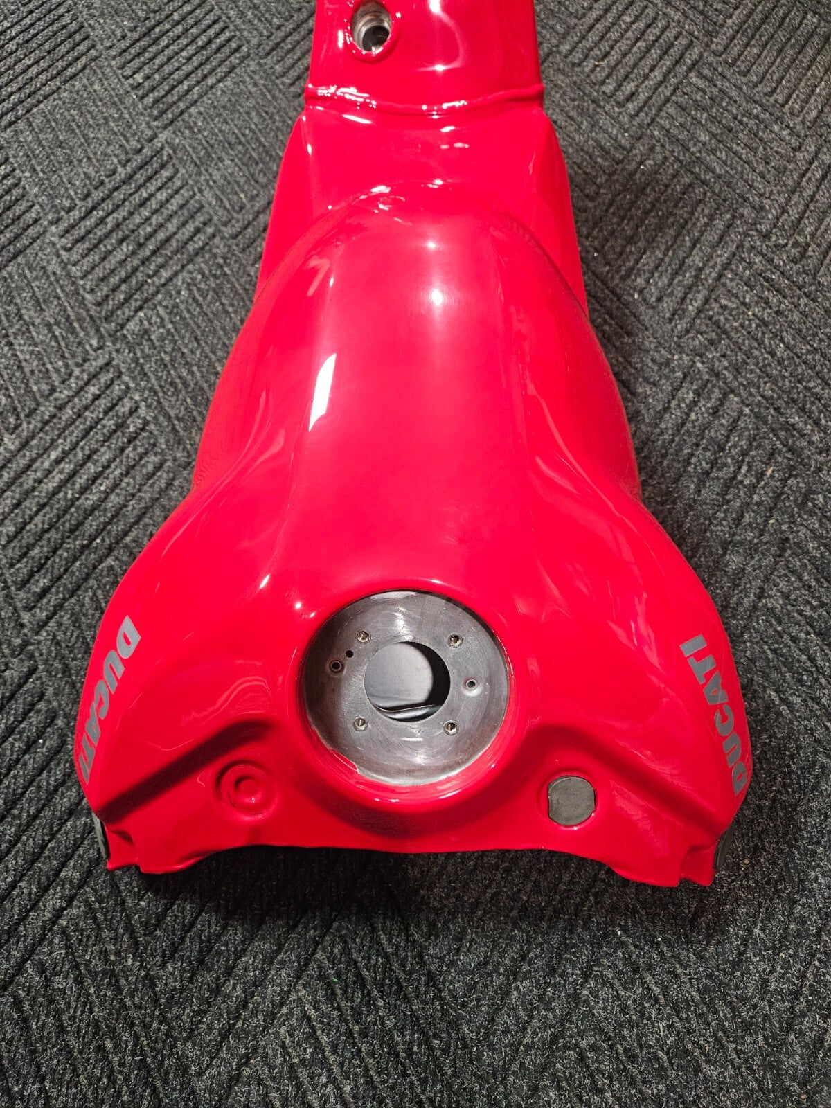 2018-2021 Ducati Panigale V4 V4S OEM Fuel Gas Tank Petrol Genuine
