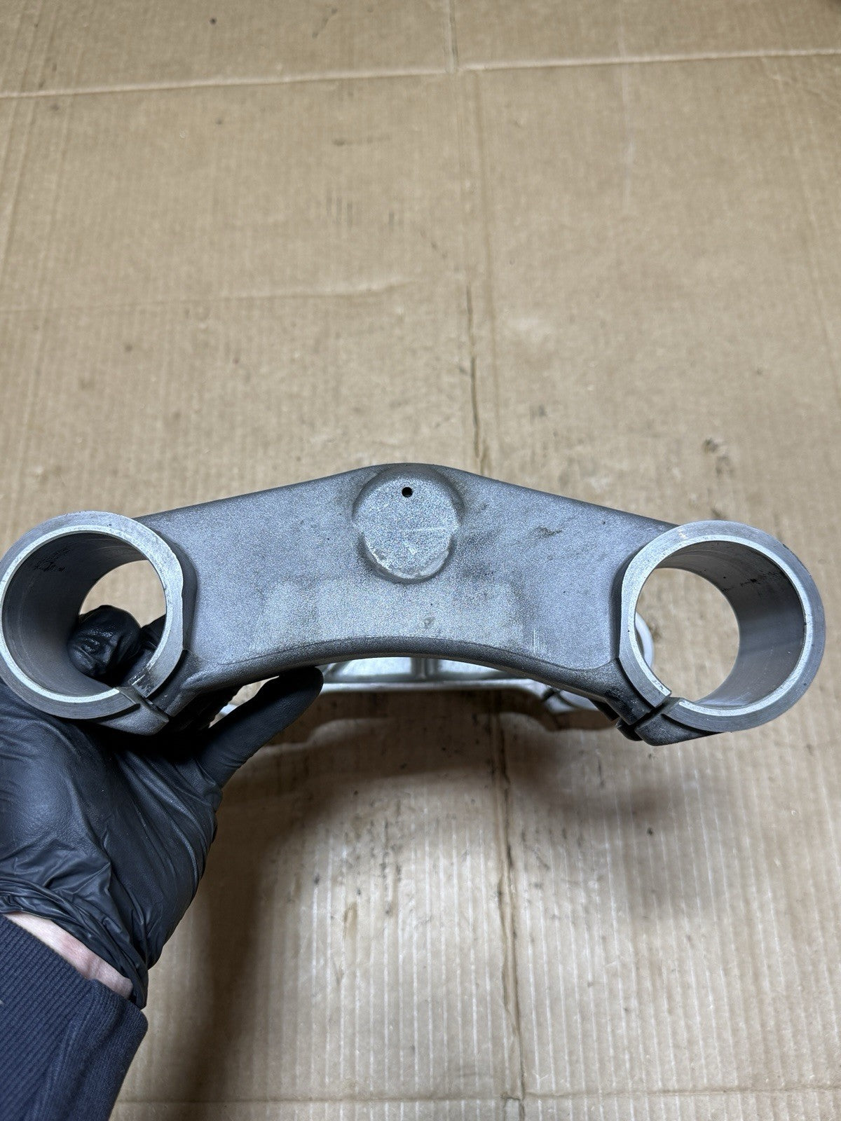 2001 Ducati 748 748S 916 996 998 OEM Triple Tree Top Bottom Yoke Clamp w/ Bolts