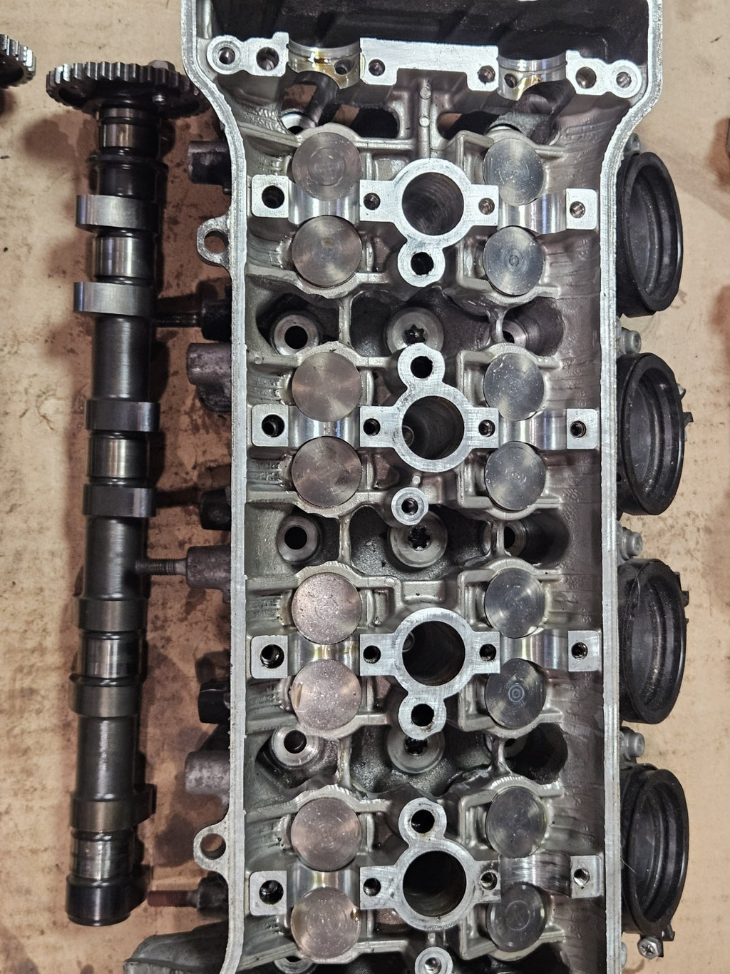 06-07 2006 Honda CBR1000RR CBR 1000RR OEM Cylinder Head 12010-MEL-D20 PARTS