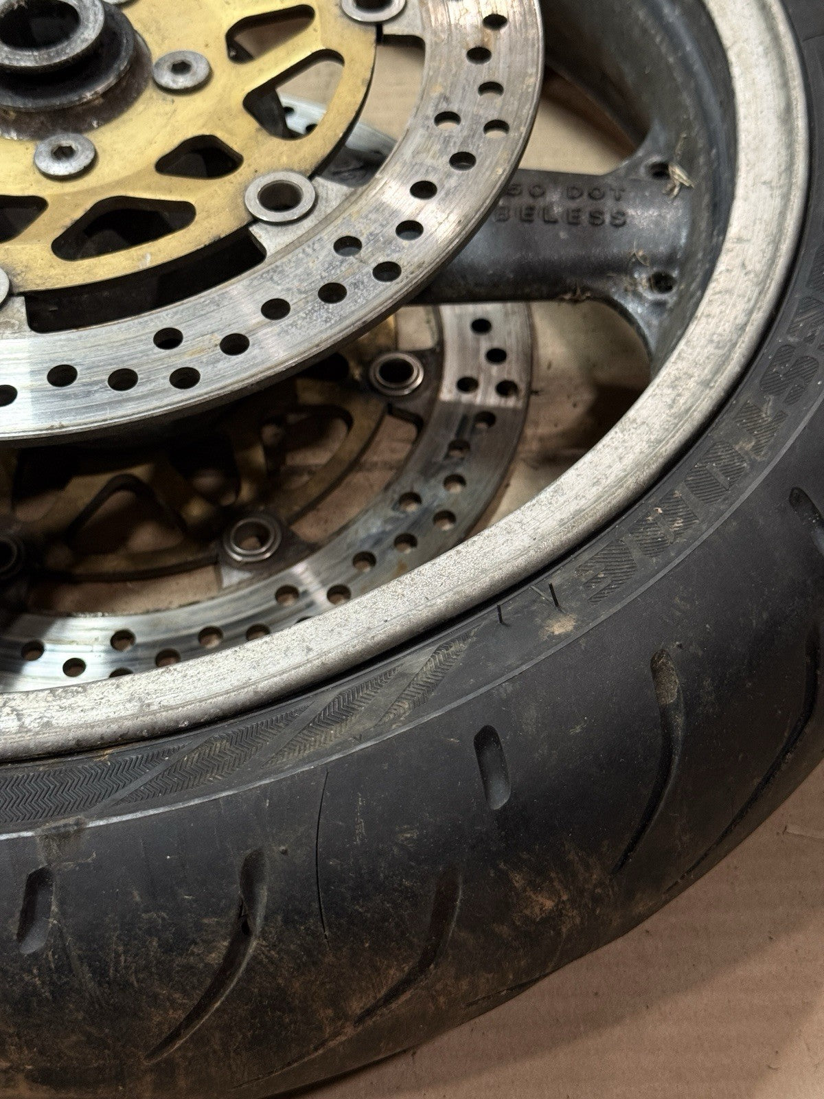 98-02 Kawasaki Ninja ZX6R ZX600 00-03 ZX9R OEM Front Wheel Rim 17x3.5 41073-163316