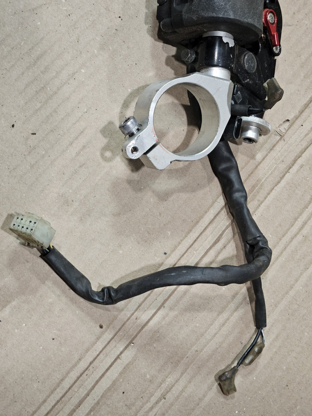 08-16 Yamaha Yzf R6 OEM  Left Clip On Handle Horn Signals Switch Switches OEM