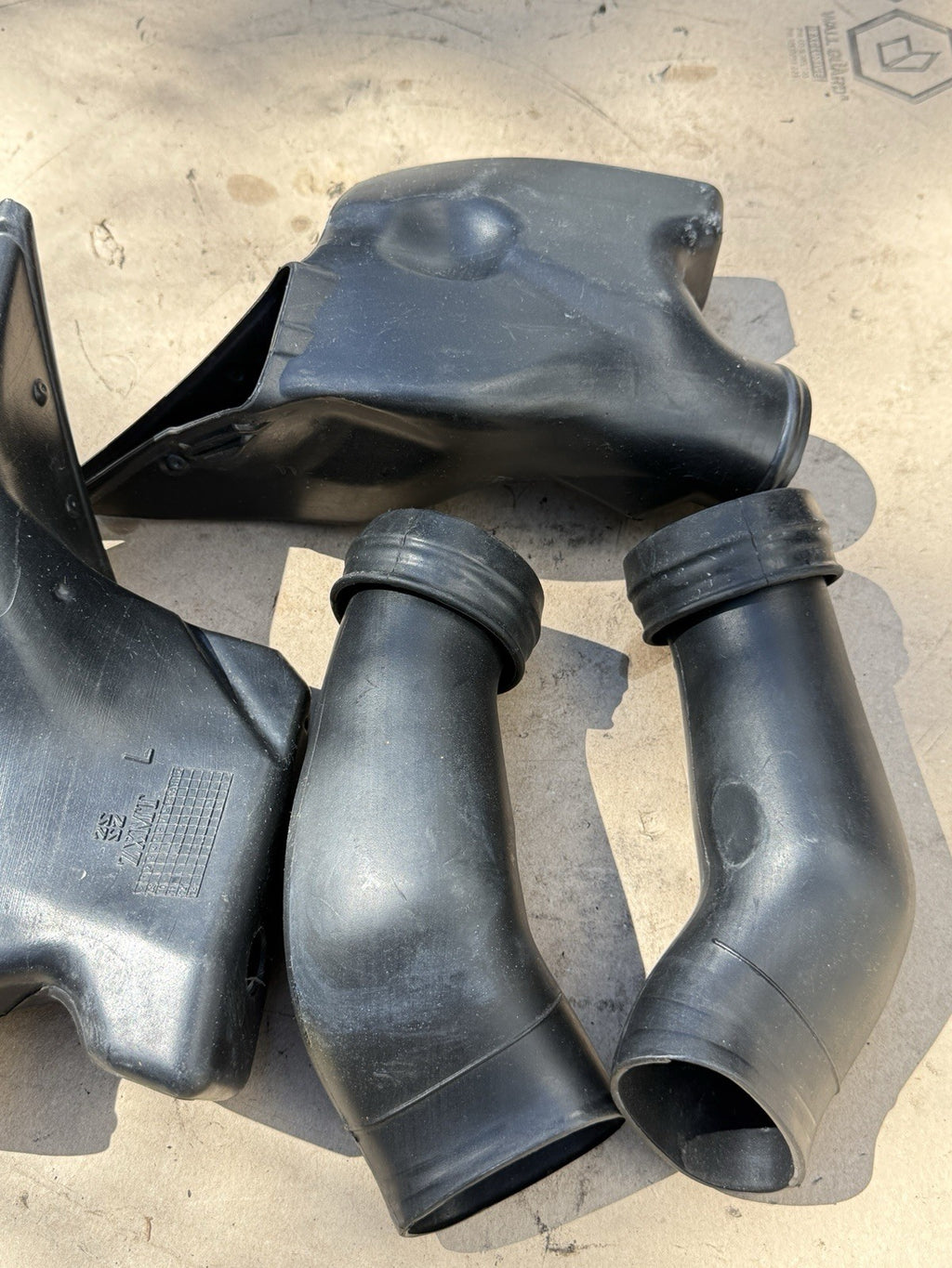 05-06 Honda CBR600RR Aftermarket Ram Air Intake Duct Tube Snorkel Cowl Inlet