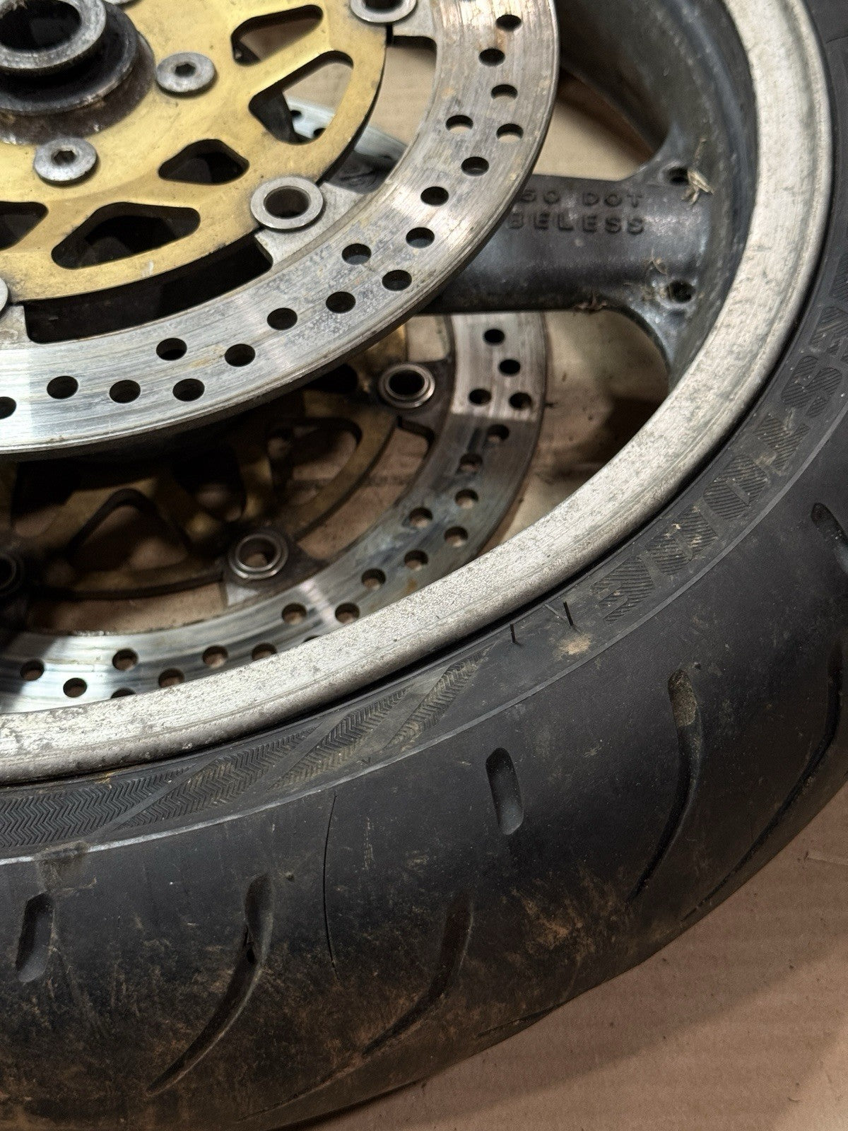 98-02 Kawasaki Ninja ZX6R ZX600 00-03 ZX9R OEM Front Wheel Rim 17x3.5 41073-163315