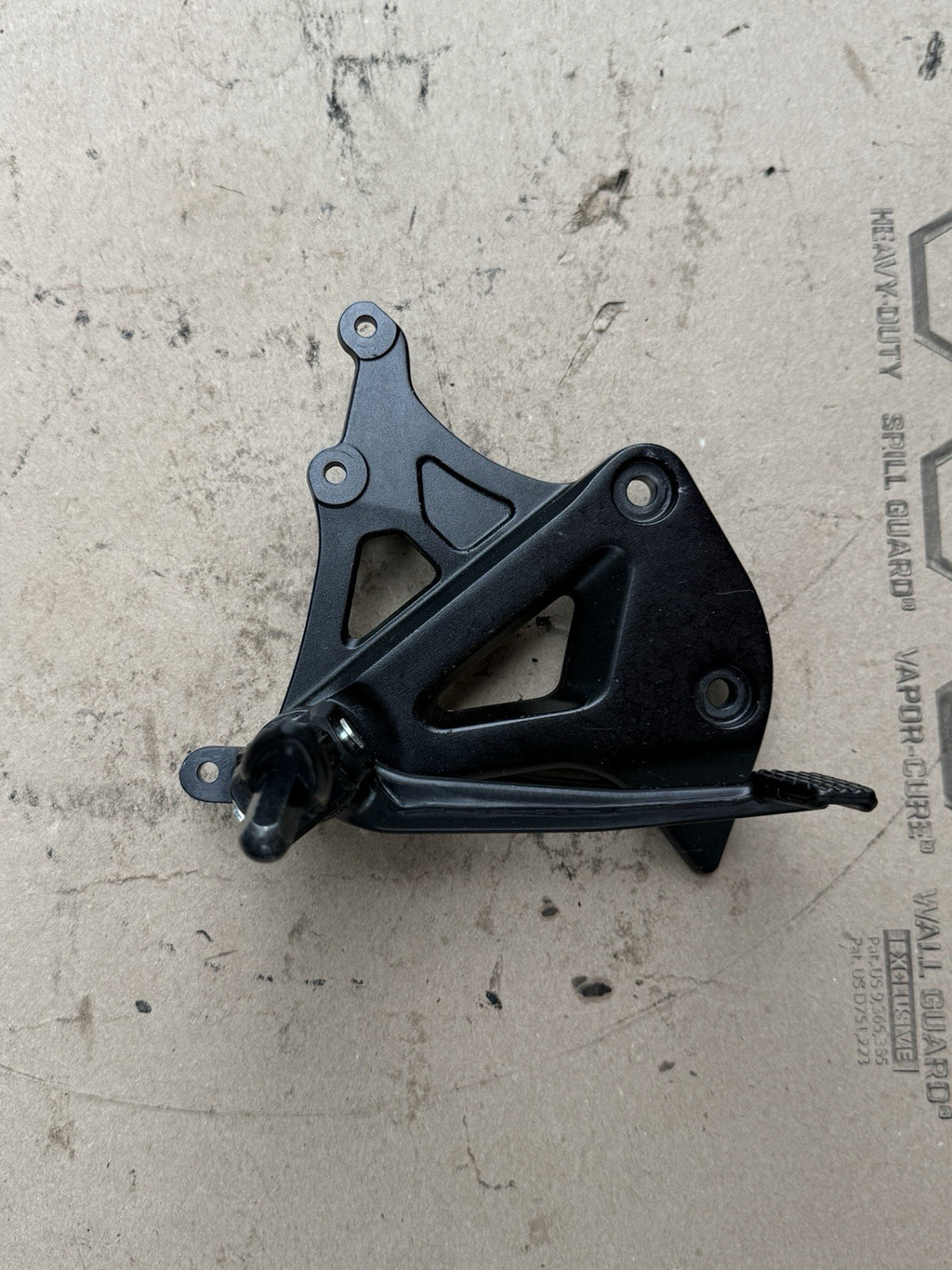 2017-2025 Suzuki GSXR1000 GSXR1000R OEM Rearsets Brake Shift Foot Pegs Pair7