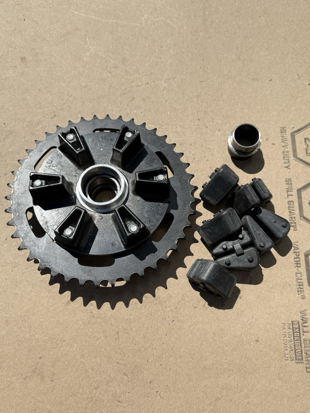 09-16 Suzuki GSX-R1000 Rear Sprocket Carrier W/ Vortex Sprocket OEM 64610-47H00
