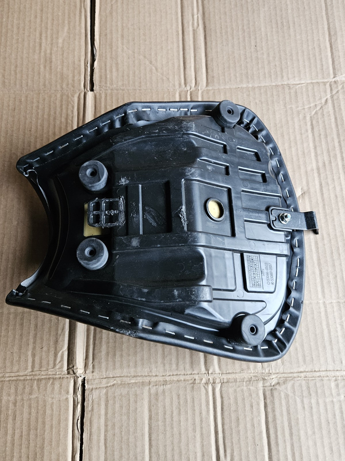 2017-2019 Kawasaki Ninja 650 ABS KRT OEM Front Driver Seat Saddle 53066-0557-MA9