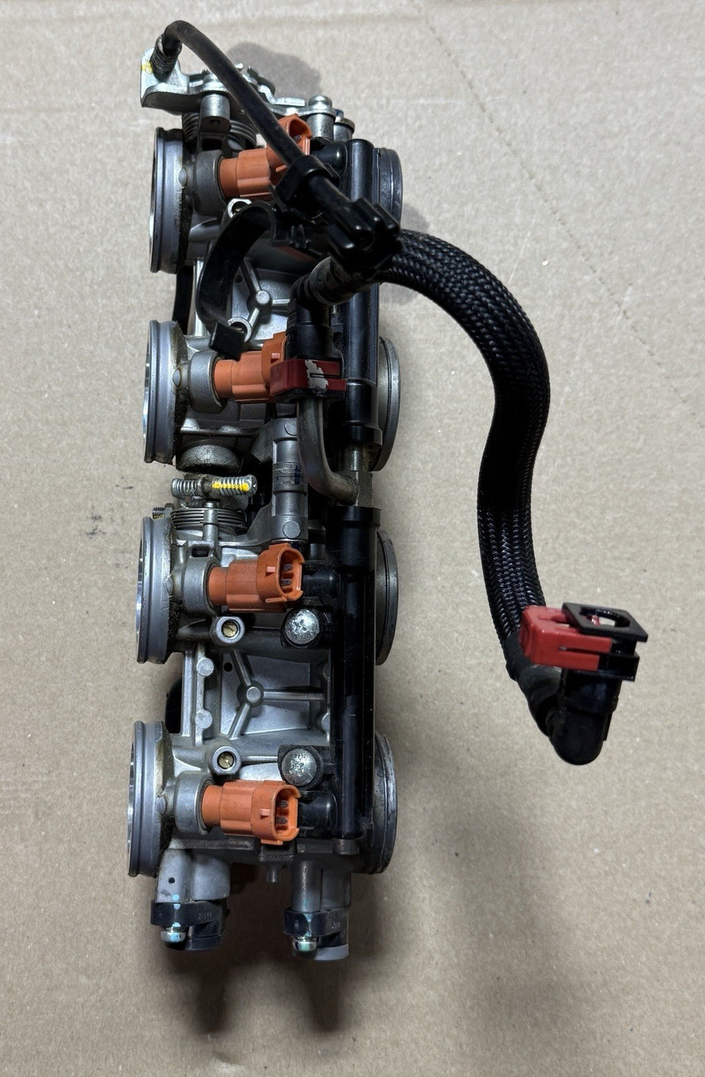 2013-2018 15 Kawasaki Ninja Zx6r Zx636 Abs Main Fuel Injectors / Throttle Bodies