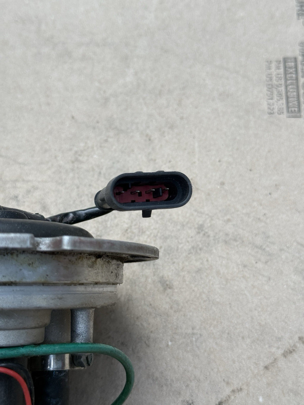 94-04 Ducati 748 916 996 998 OEM Fuel Tank Petrol Pump Flange Sender Regulator