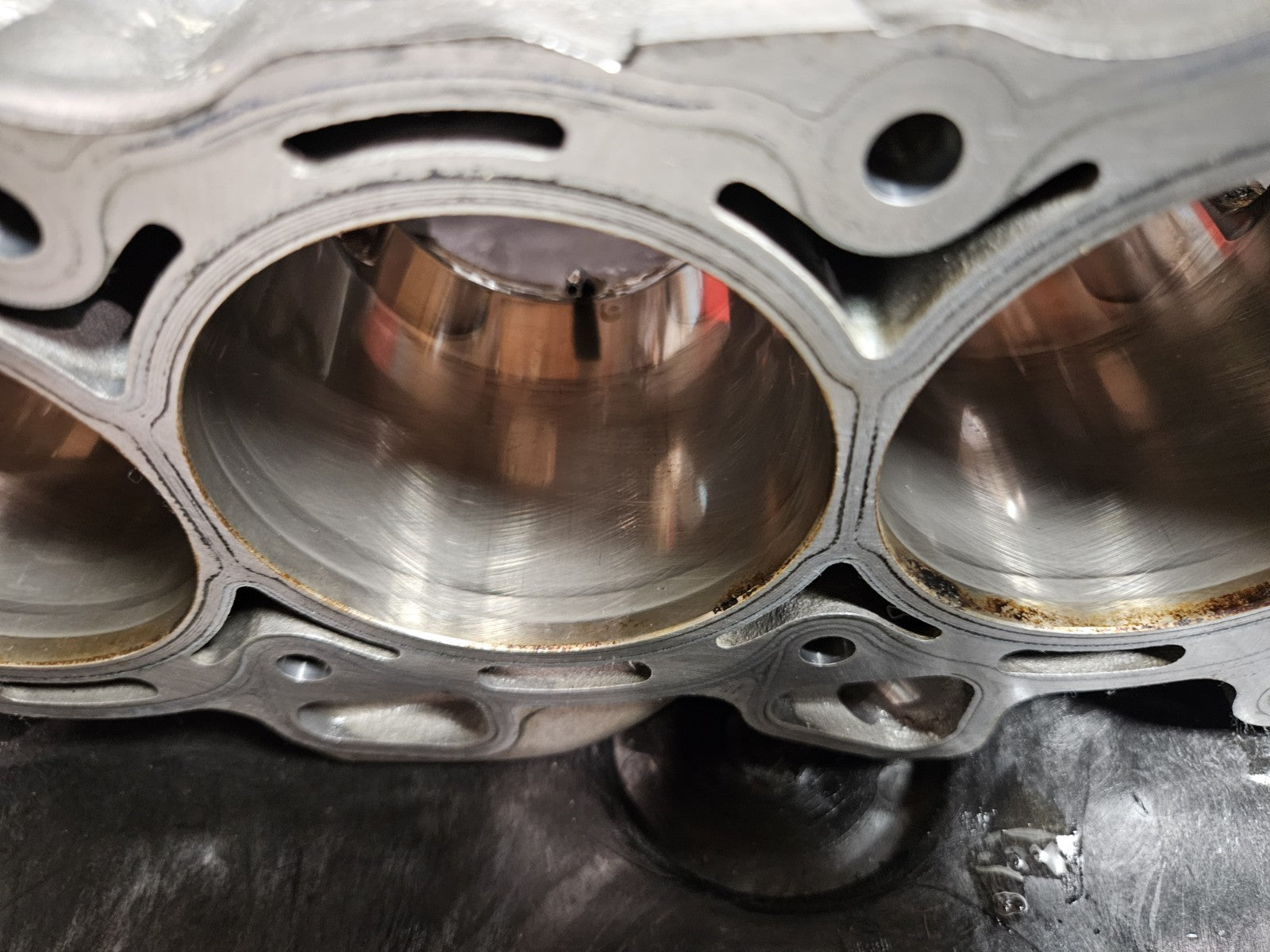 15-19 2015 BMW S1000RR HP4 OEM Crankcase Engine Block Cases Set Bottom End Motor