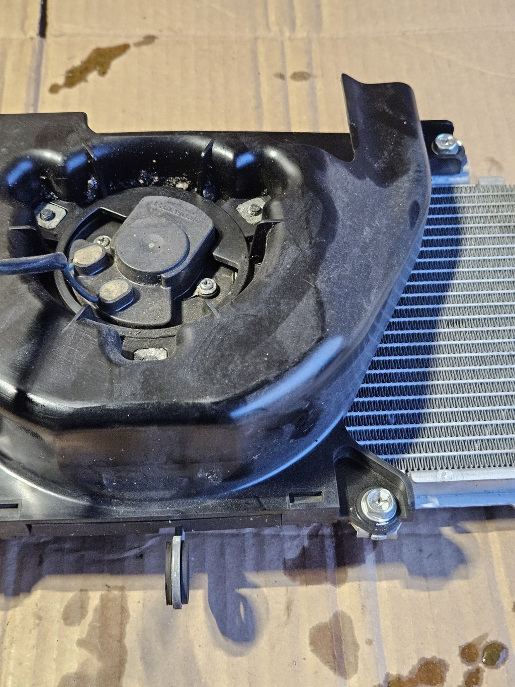 2017-2021 Kawasaki Ninja 650 EX650 OEM Radiator Cooling Fan Assembly 39061-072716