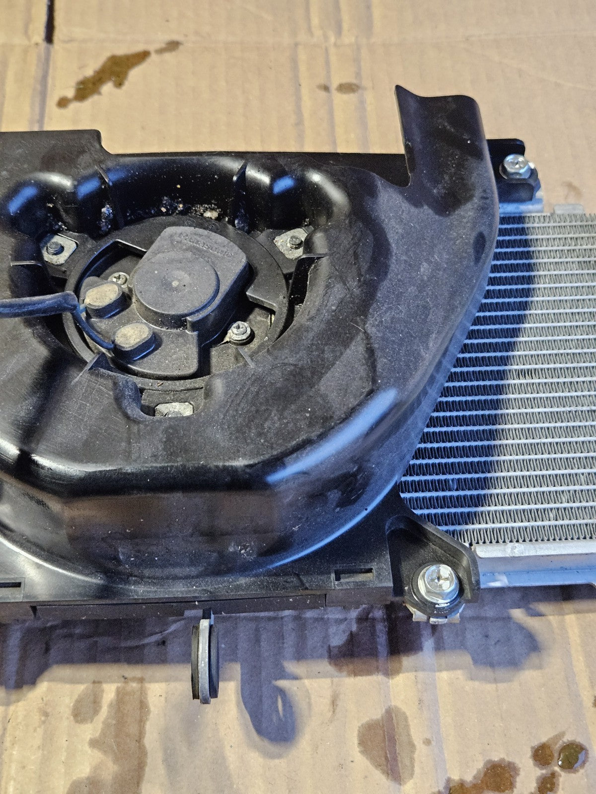 2017-2021 Kawasaki Ninja 650 EX650 OEM Radiator Cooling Fan Assembly 39061-072716