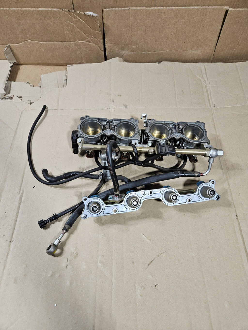 2006-2007 Honda CBR1000RR Fireblade OEM Throttle Bodies Injectors 16401-MEL-A2119