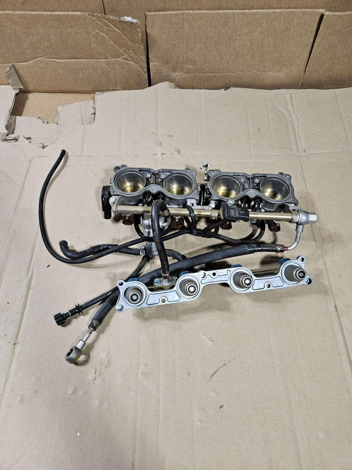 2006-2007 Honda CBR1000RR Fireblade OEM Throttle Bodies Injectors 16401-MEL-A2119