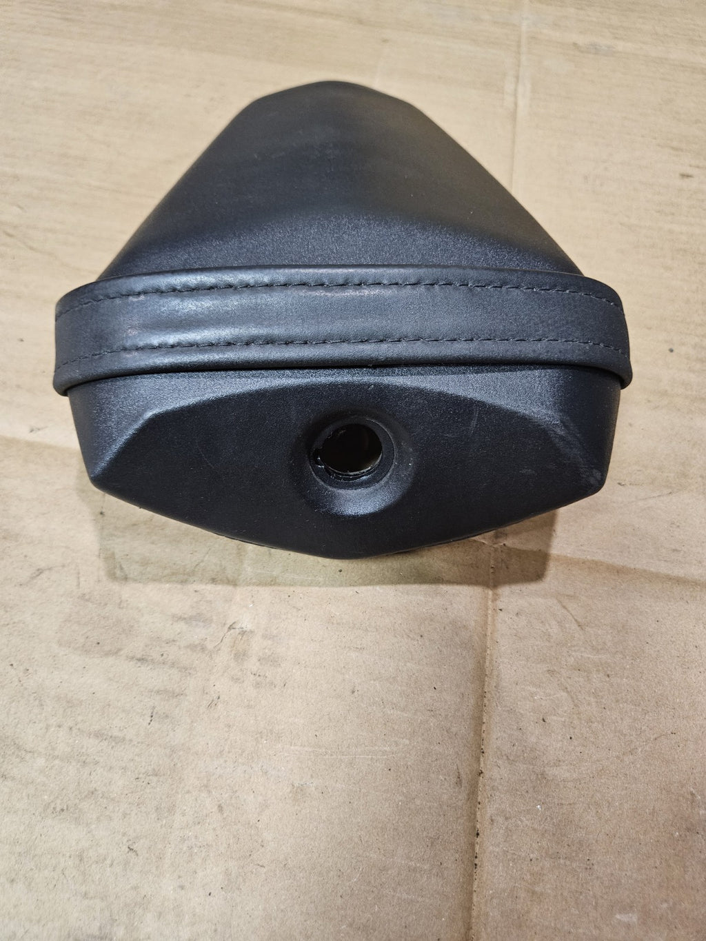 2022-2025 Yamaha YZF-R7 2025-2026 YZF-R9 OEM Rear Passenger Seat BEB-24750-00-001