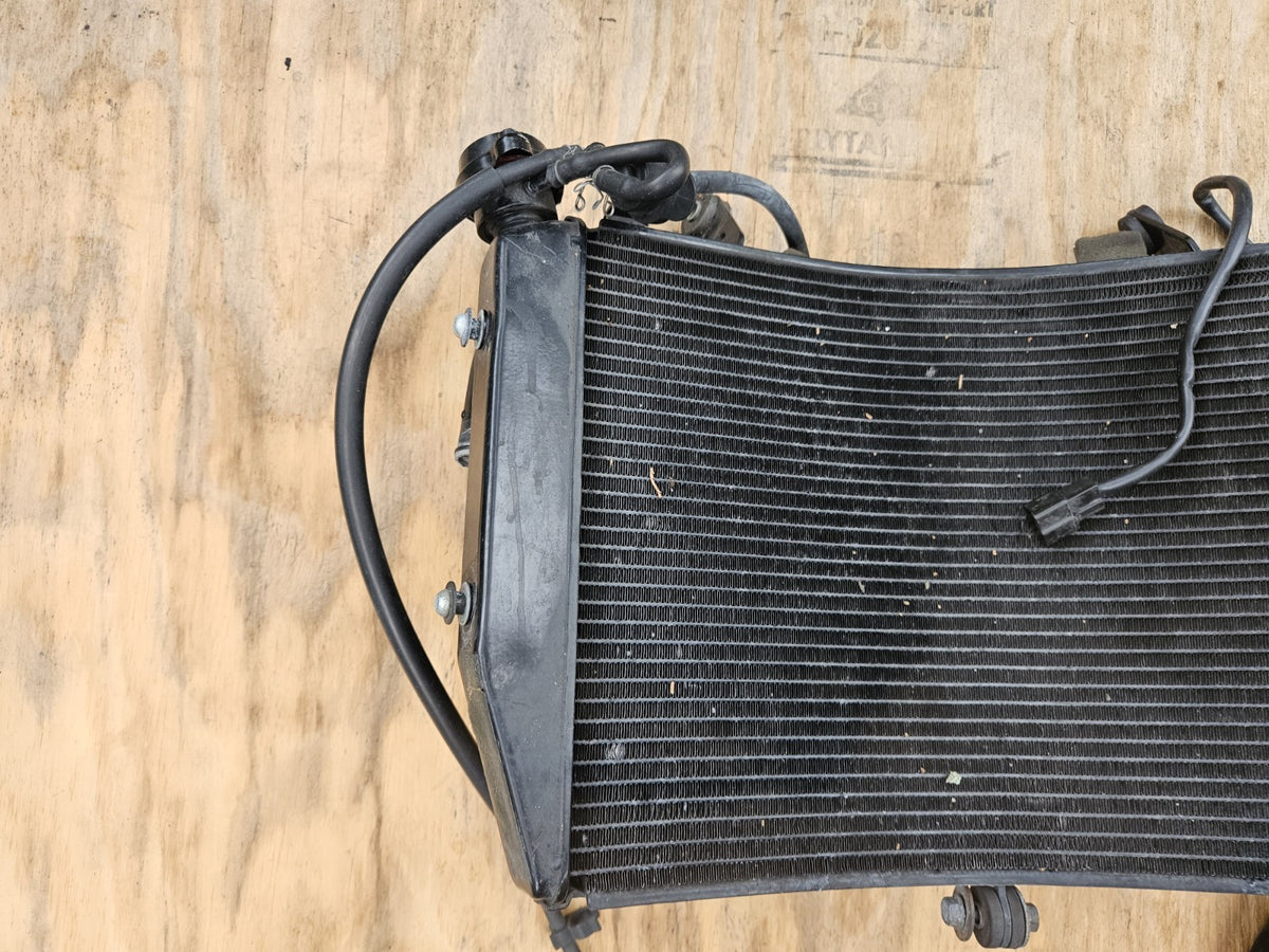 2008-2016 Yamaha YZF-R6 R6 OEM Radiator Cooling Fans Engine Cooler 13S-12461-001