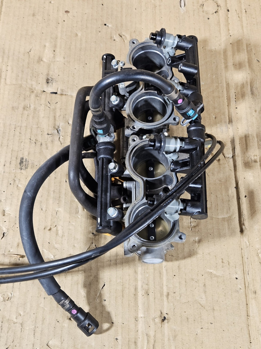 2013 Honda CBR600RR CBR 600RR OEM Throttle Body Primary Secondary Fuel Injectors2