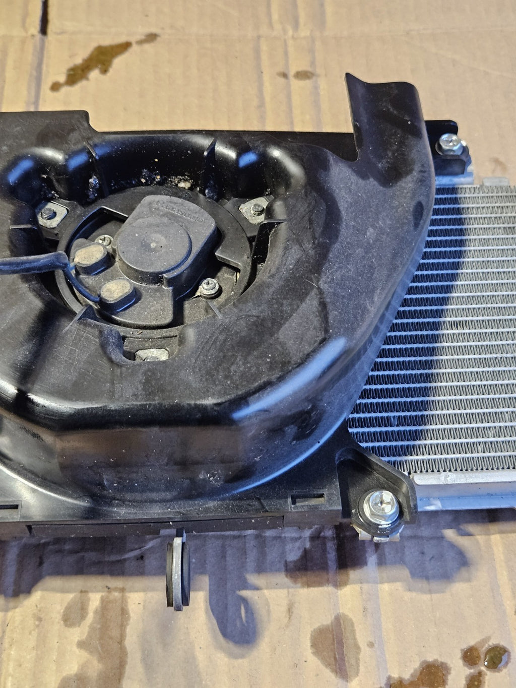 2017-2021 Kawasaki Ninja 650 EX650 OEM Radiator Cooling Fan Assembly 39061-072715