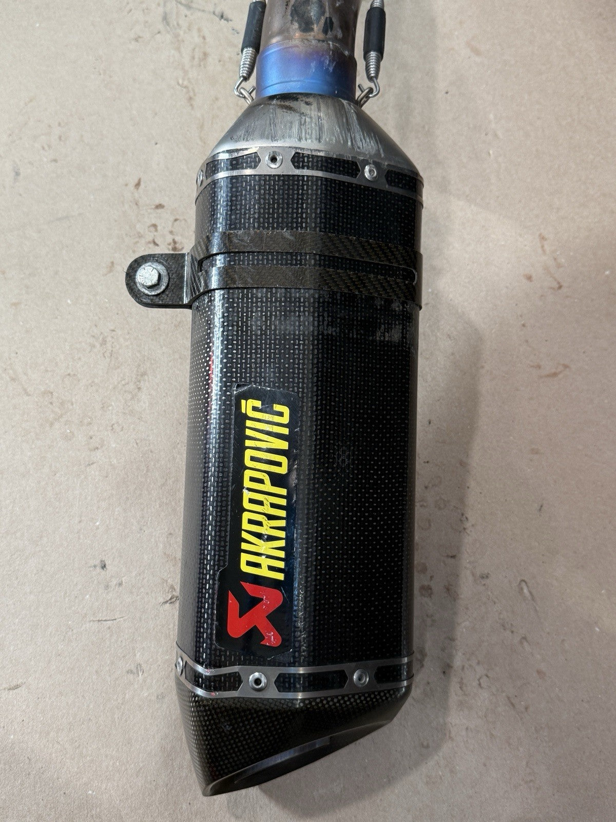 09-16 Suzuki GSXR1000 Aftermarket Akrapovic Full Exhaust System Carbon Muffler