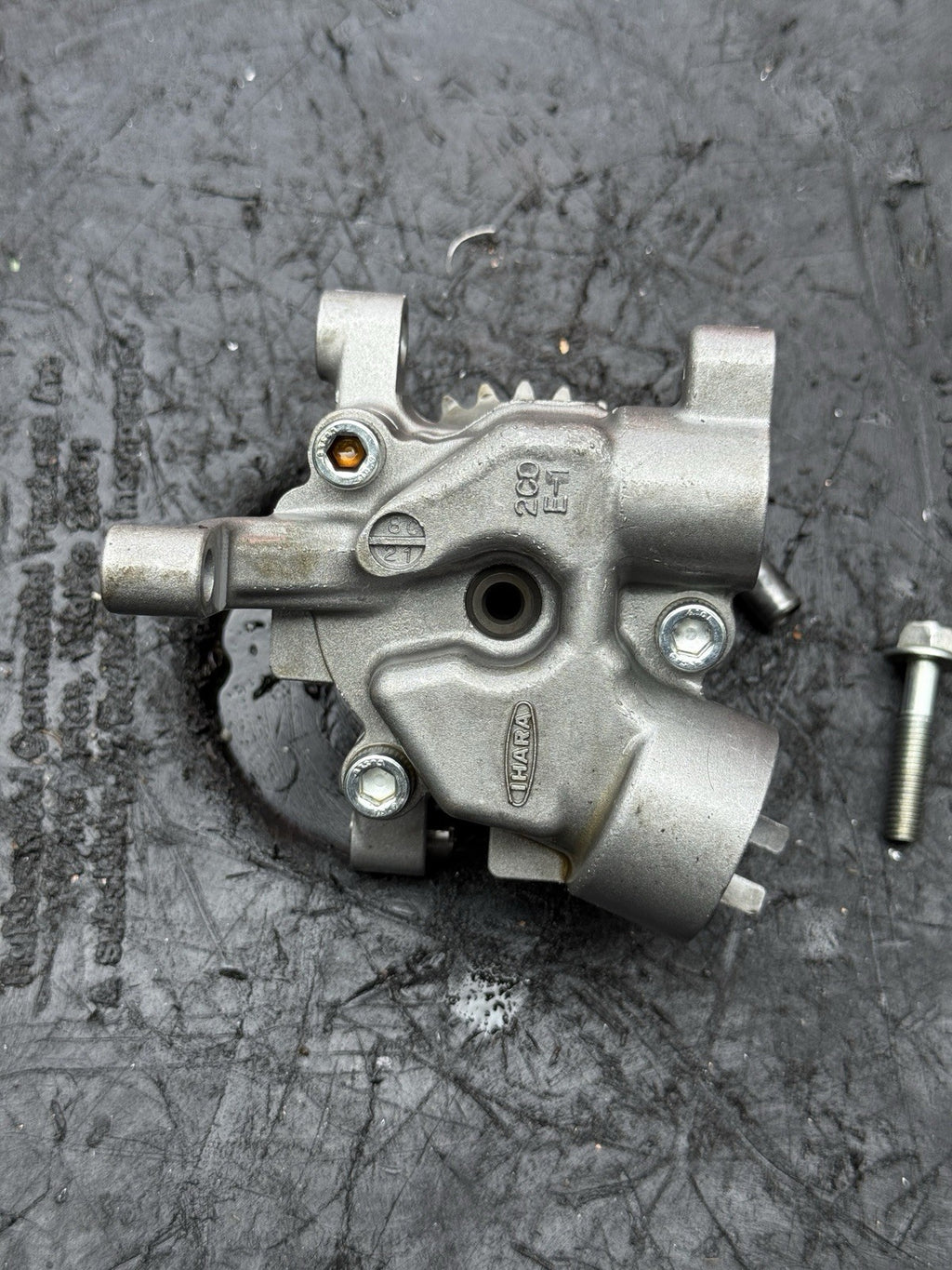 08-16 Yamaha YZF-R6 R6 OEM Engine Oil Pump Drive Chain Gear Motor Assembly12