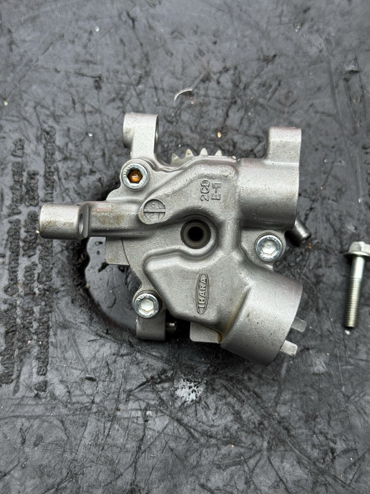 08-16 Yamaha YZF-R6 R6 OEM Engine Oil Pump Drive Chain Gear Motor Assembly12