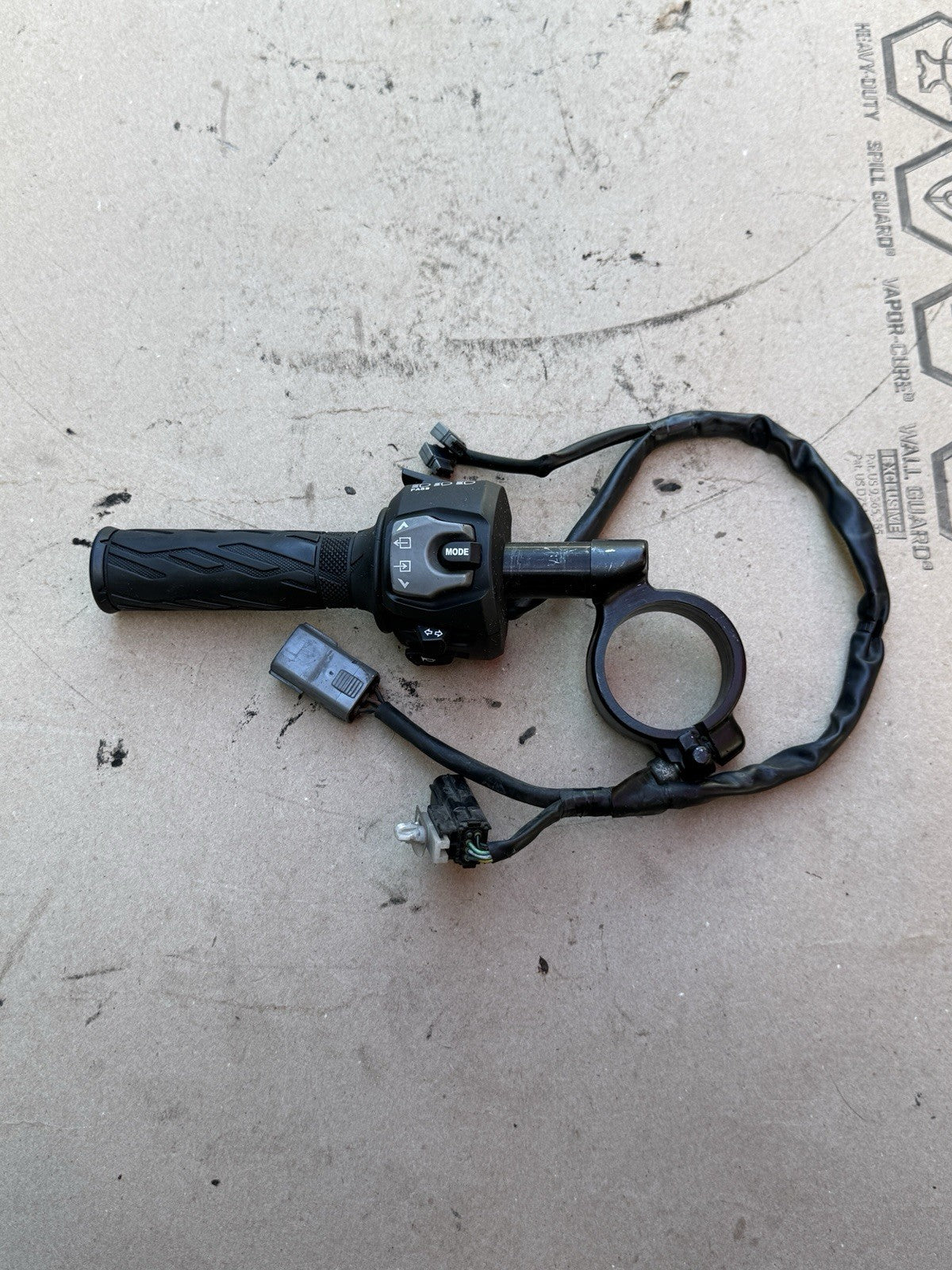2017-2025 Suzuki GSXR1000 GSXR1000R OEM Left Clip-On Handle Bar Clutch Lever L72